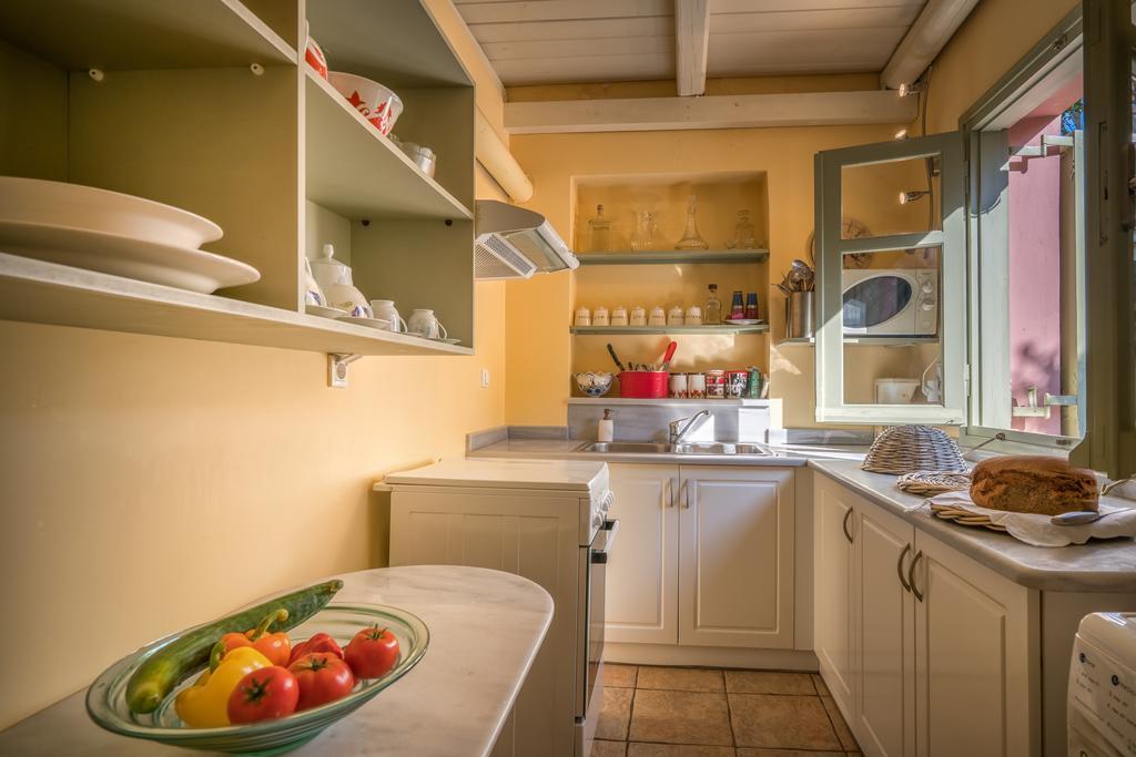 Adrieli Houses อายิโอสนิโกลาโอส ภายนอก รูปภาพ